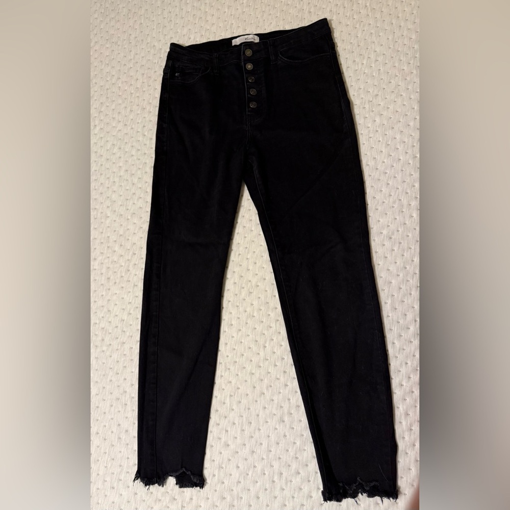 KanCan 11/29 Black High-Waisted Ankle Pant
